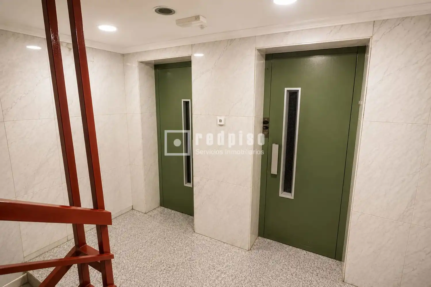 Piso en venta en Madrid con Calefacción, Parquet y Terraza