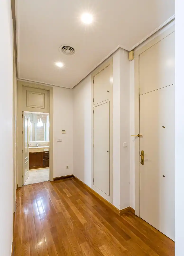 Flat for sale in Murcia  with Air Conditioner