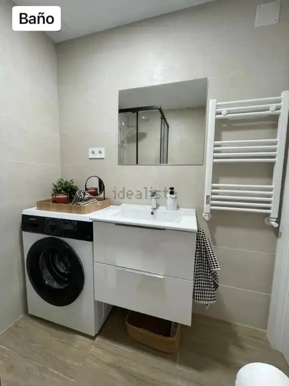 Bany de Apartament en venda en Madrid amb Aire condicionat, Calefacció i Terrassa