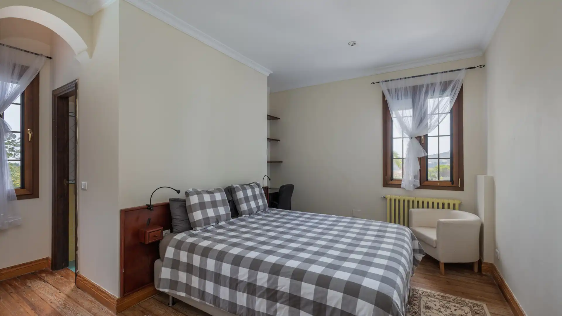 Dormitori de Casa o xalet en venda en Santa Brígida amb Aire condicionat, Calefacció i Jardí privat