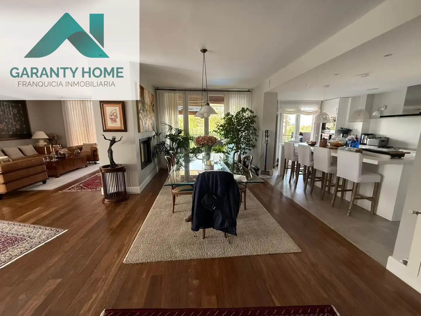 Vista exterior de Casa adosada en venta en Layos con Aire acondicionado, Calefacción y Jardín privado