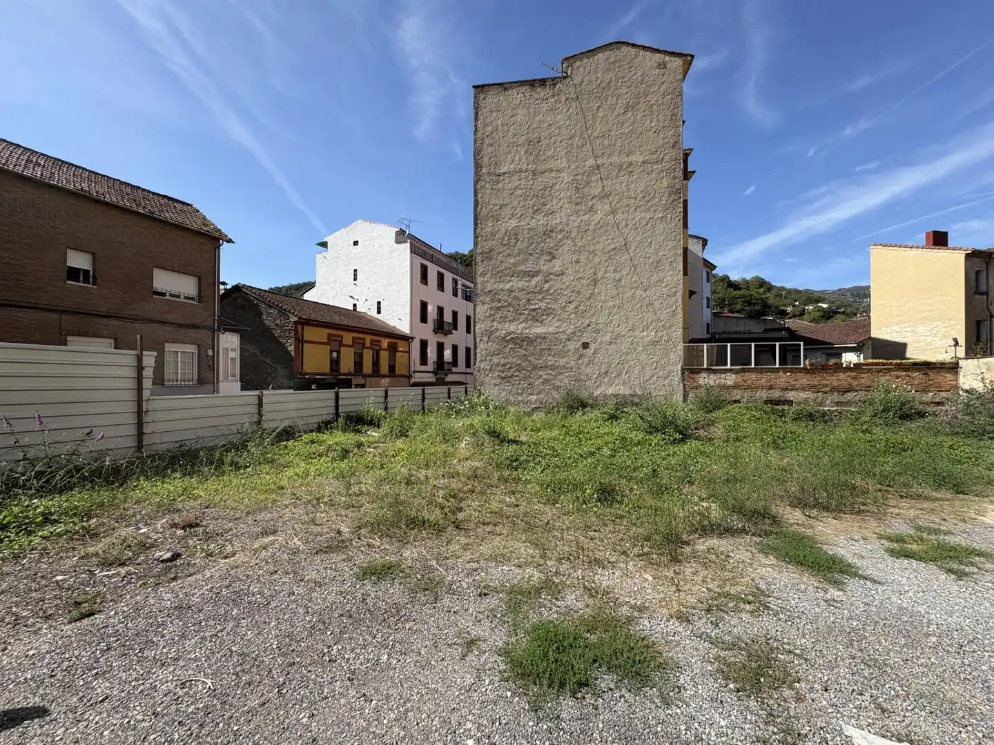 Residential for sale in Aller