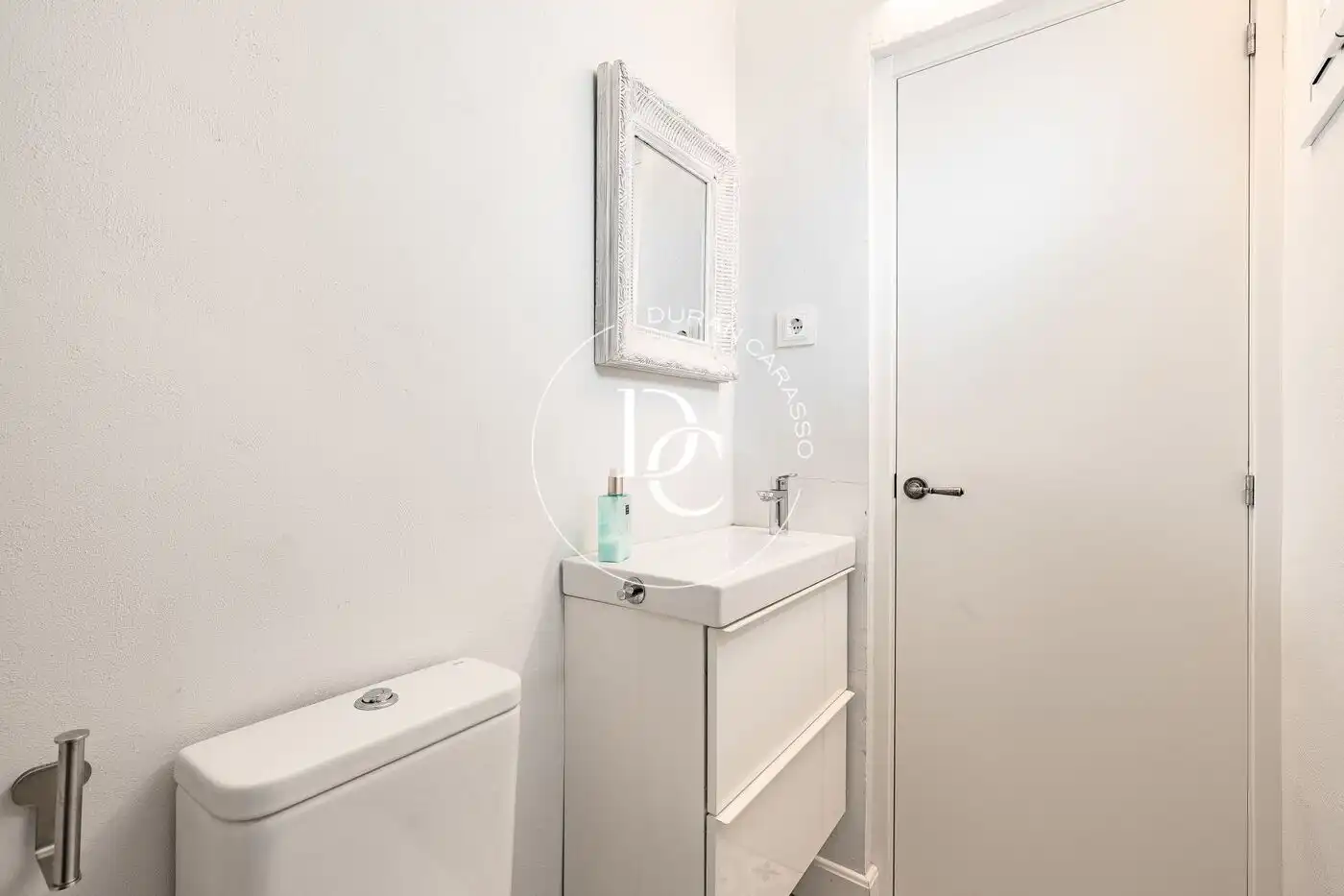 Baño de Casa o chalet en venta en Sant Joan Despí con Aire acondicionado, Calefacción y Jardín privado