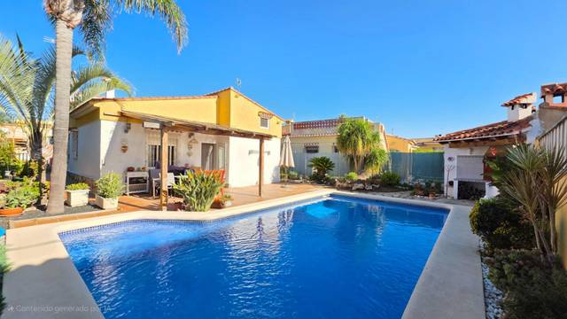 Casa-chalet en Venta en Oliva Playa