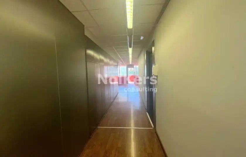 Office for sale in Barcelona  with Air Conditioner and Heating