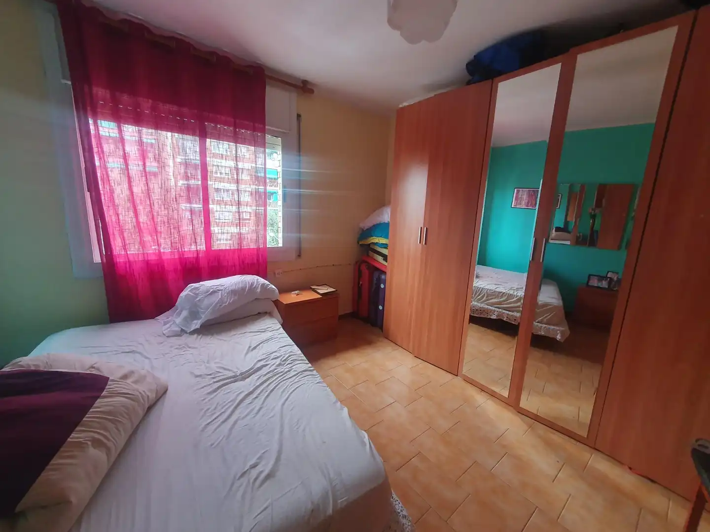 Habitación de Piso de alquiler en Mollet del Vallès con Amueblado y Balcón