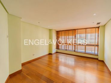 Piso con ascensor en venta en Avenida Maisonnave 31