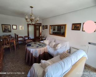 Living room of Flat for sale in Úbeda  with Furnished, Balcony and Community pool