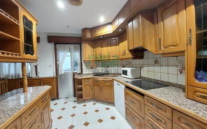 Kitchen of Flat for sale in Ourense Capital   with Heating, Parquet flooring and Storage room