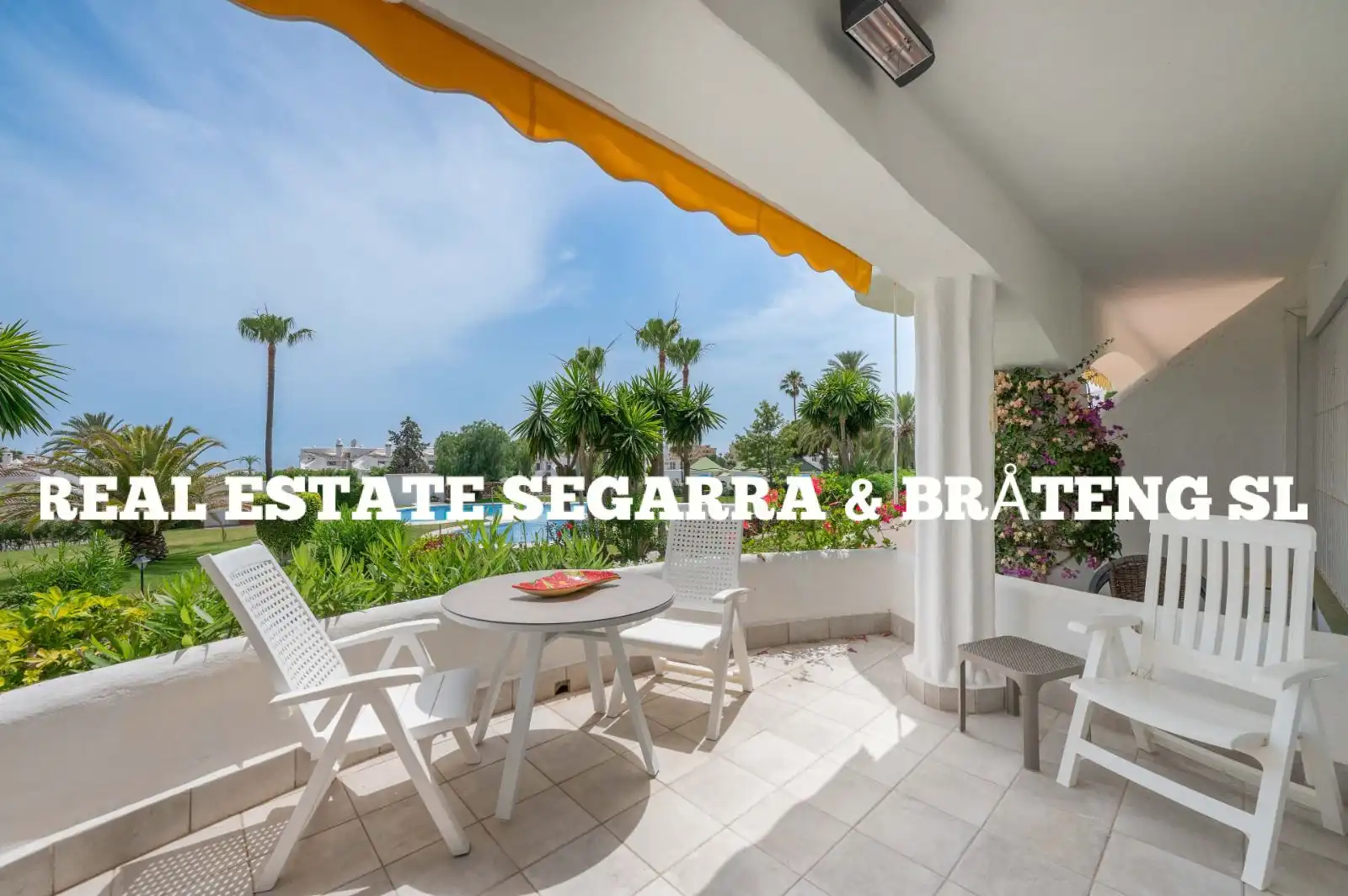 Vista exterior de Planta baja en venta en Mijas con Aire acondicionado, Terraza y Amueblado