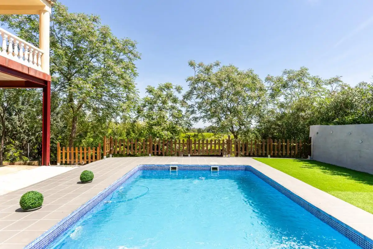 Piscina de Casa o xalet en venda en Montroi / Montroy amb Aire condicionat, Calefacció i Jardí privat