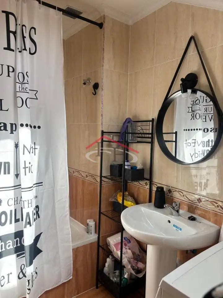Baño de Dúplex en venta en San Andrés del Rabanedo con Calefacción, Parquet y Trastero