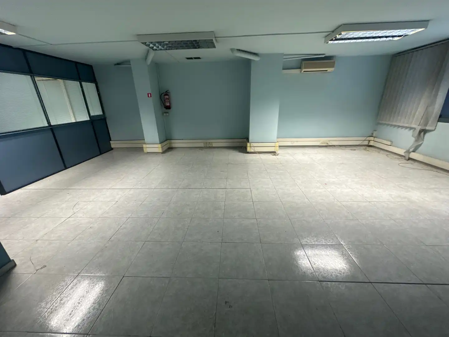 Local comercial en venta en Carrer de Violant d'Hongria Reina d'Aragó 89, imagen 23