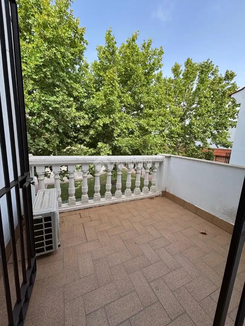 Terrassa de Casa adosada en venda en Alcalá de Guadaira amb Aire condicionat i Terrassa