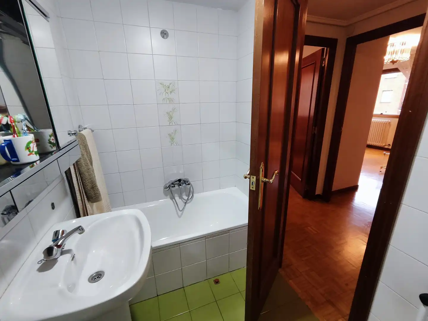 Baño de Piso en venta en  Logroño con Calefacción, Parquet y Terraza