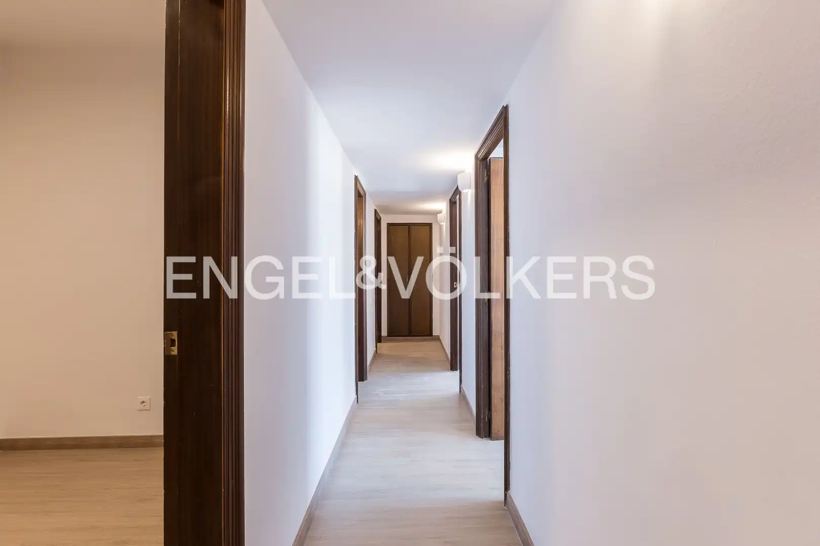 Piso de alquiler en Barcelona con Aire acondicionado, Calefacción y Parquet
