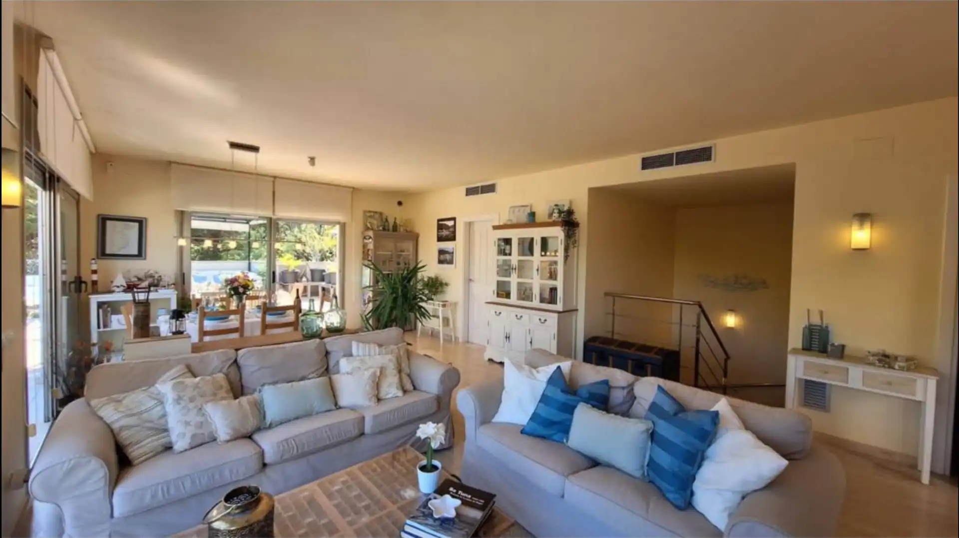 Sala de estar de Dúplex de alquiler en Begur con Aire acondicionado, Calefacción y Terraza