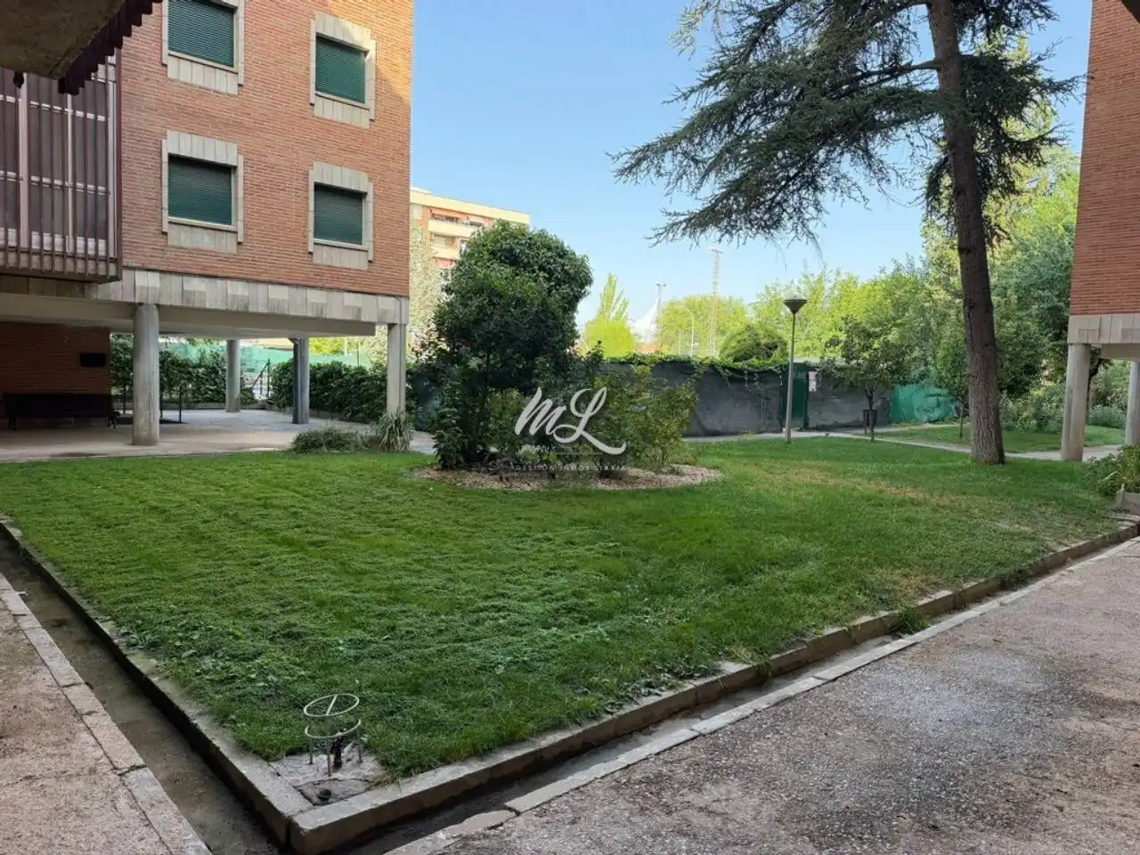 Pis en venda a Calle Río Torcón, Santa María de Benquerencia