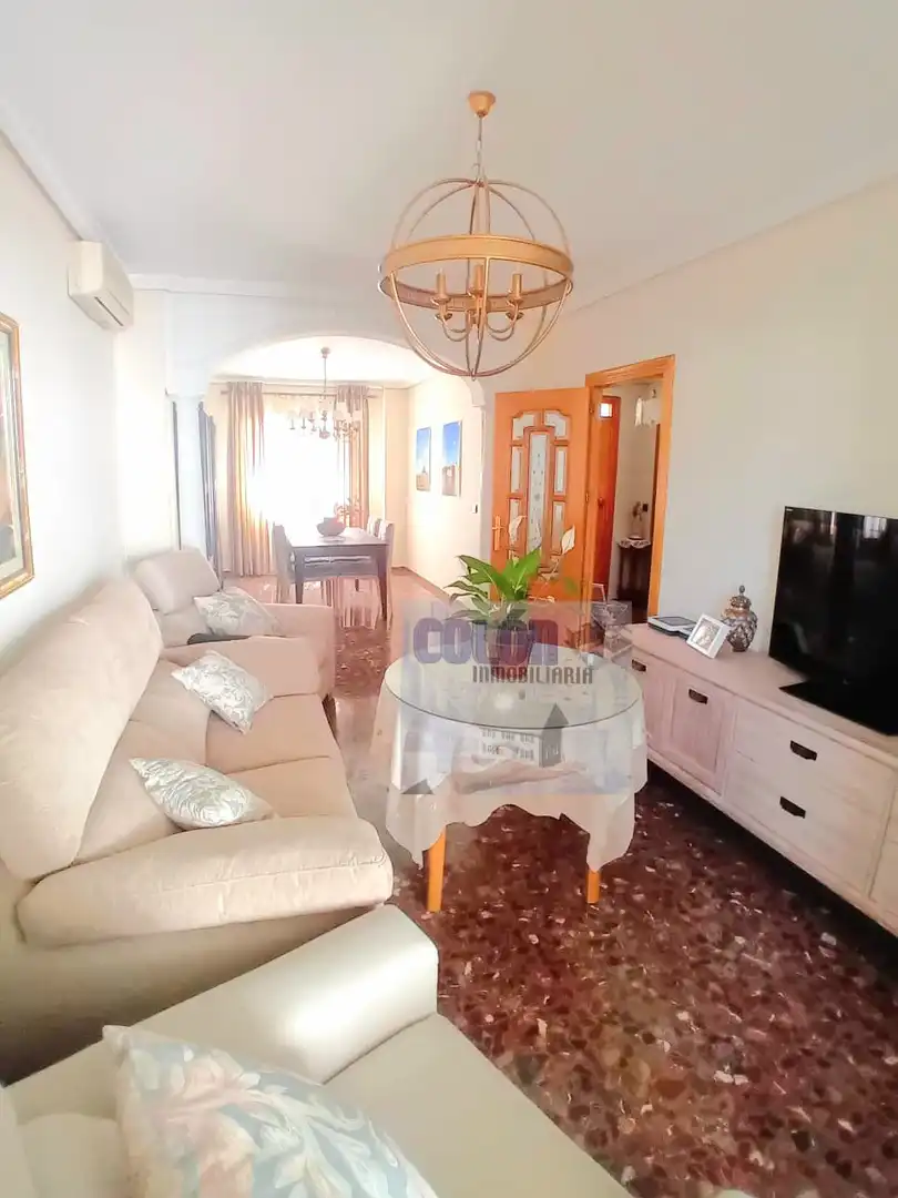 House for sale in Martos