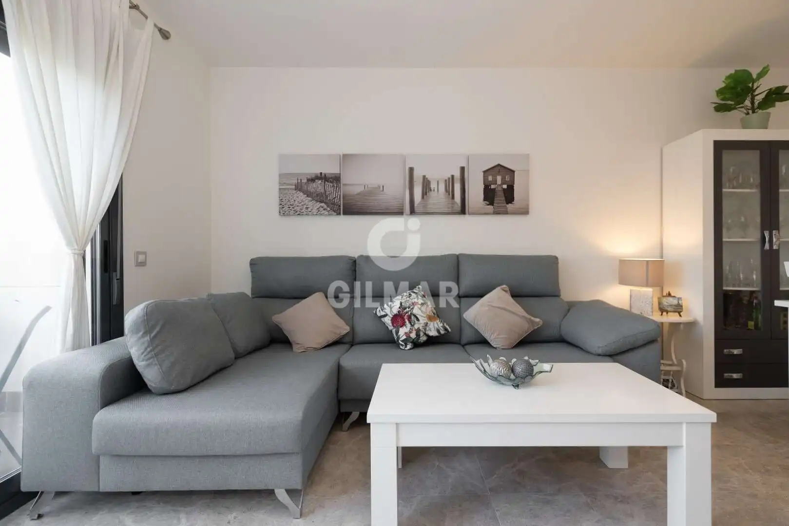 Sala de estar de Piso en venta en Chipiona con Calefacción, Jardín privado y Trastero