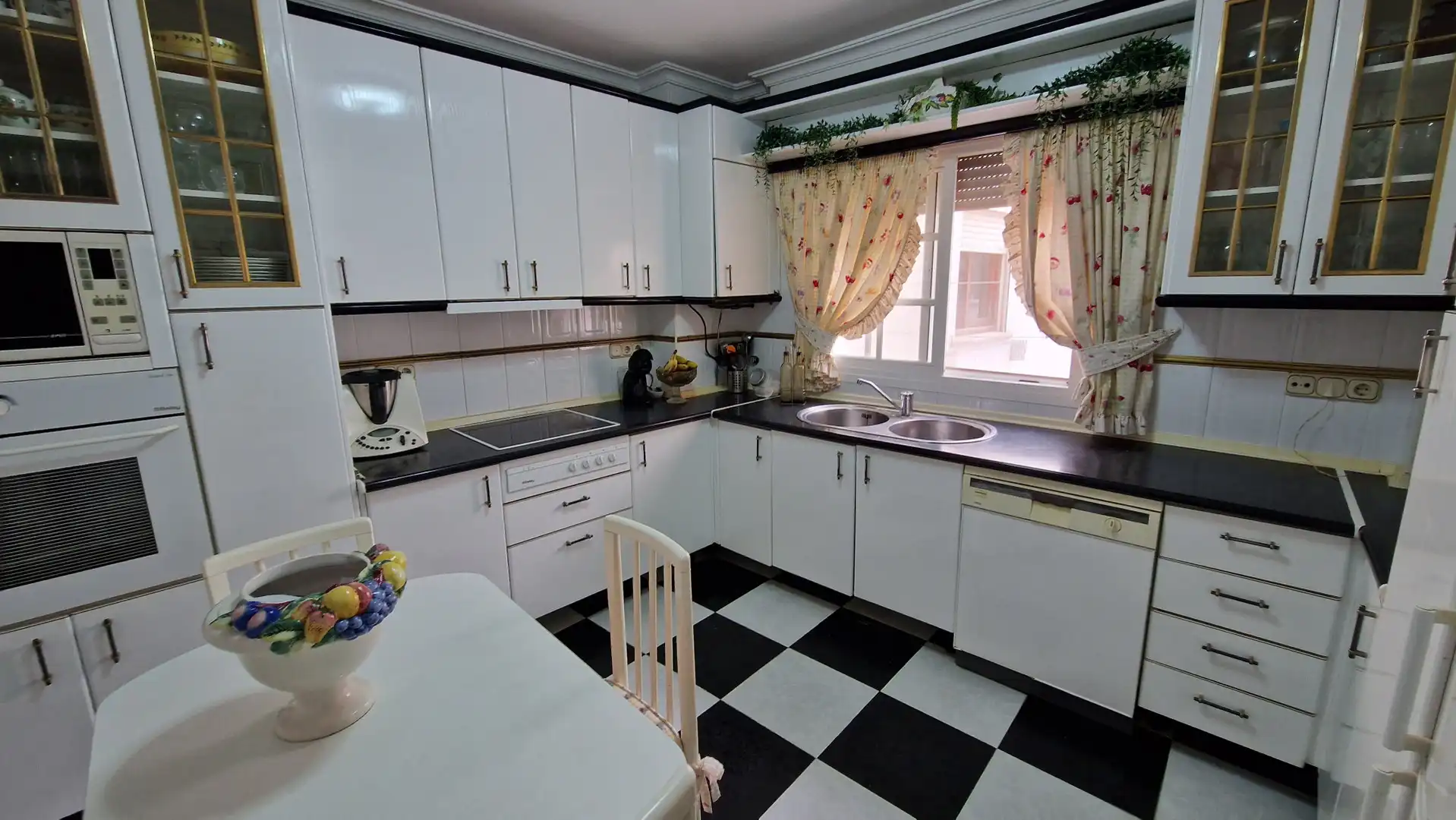 Apartament en venda a Estepona Pueblo, imagen 4