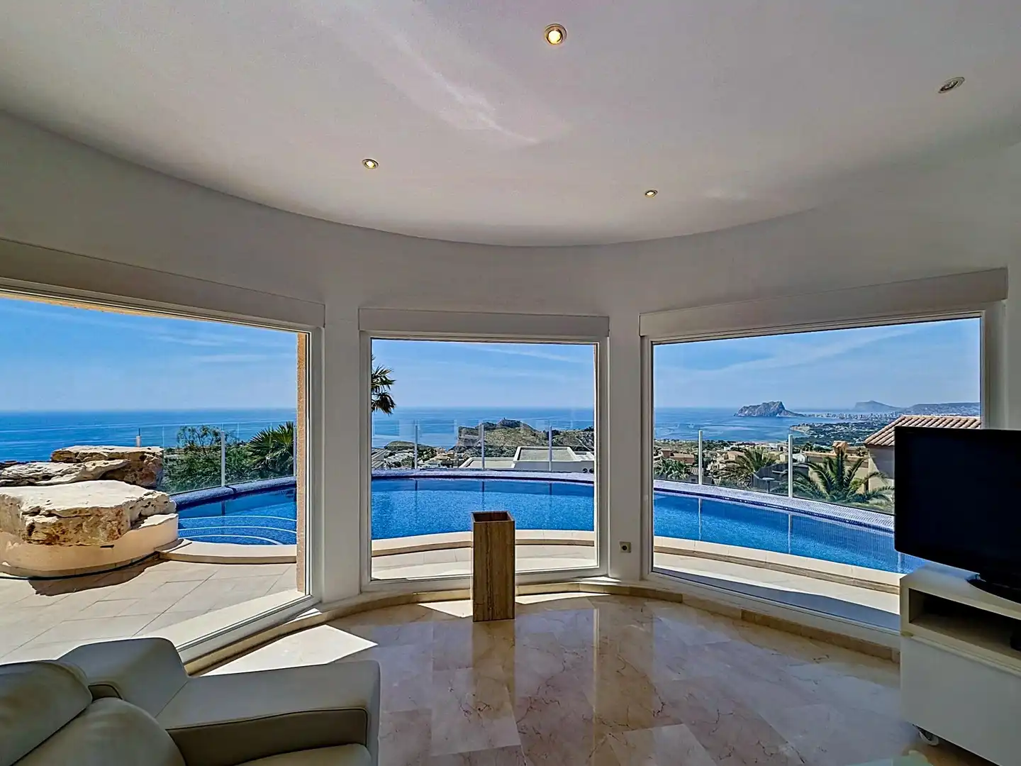 Chalet con terraza en venta en Cumbre del Sol, imagen 4