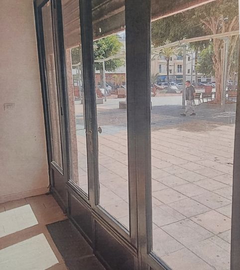 Photo 2 of Premises for rent in Las Galletas, Arona