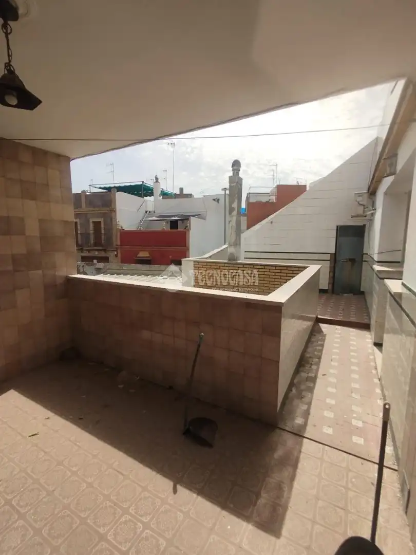 Terrassa de Pis en venda en Coria del Río