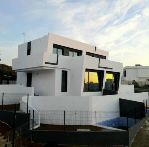 Casa-chalet en Venta en Viña Málaga