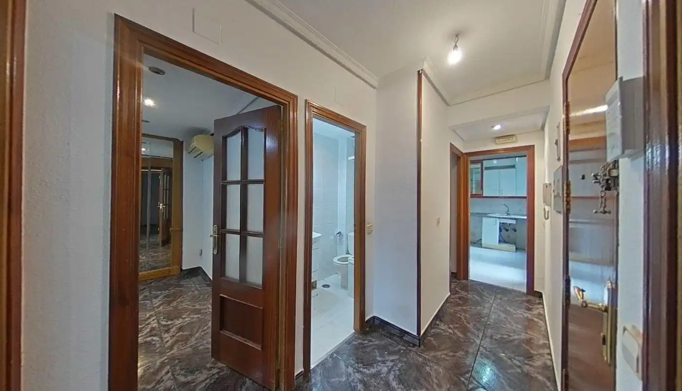 Flat for sale in Madrid  with Heating