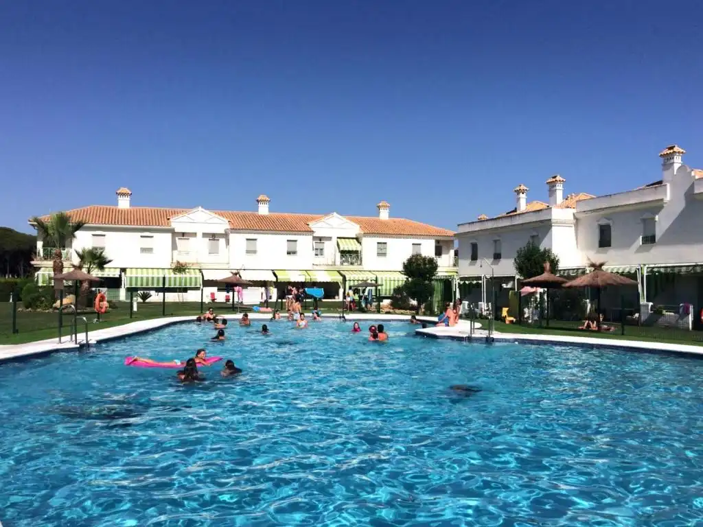 Casa adosada de alquiler en El Portil