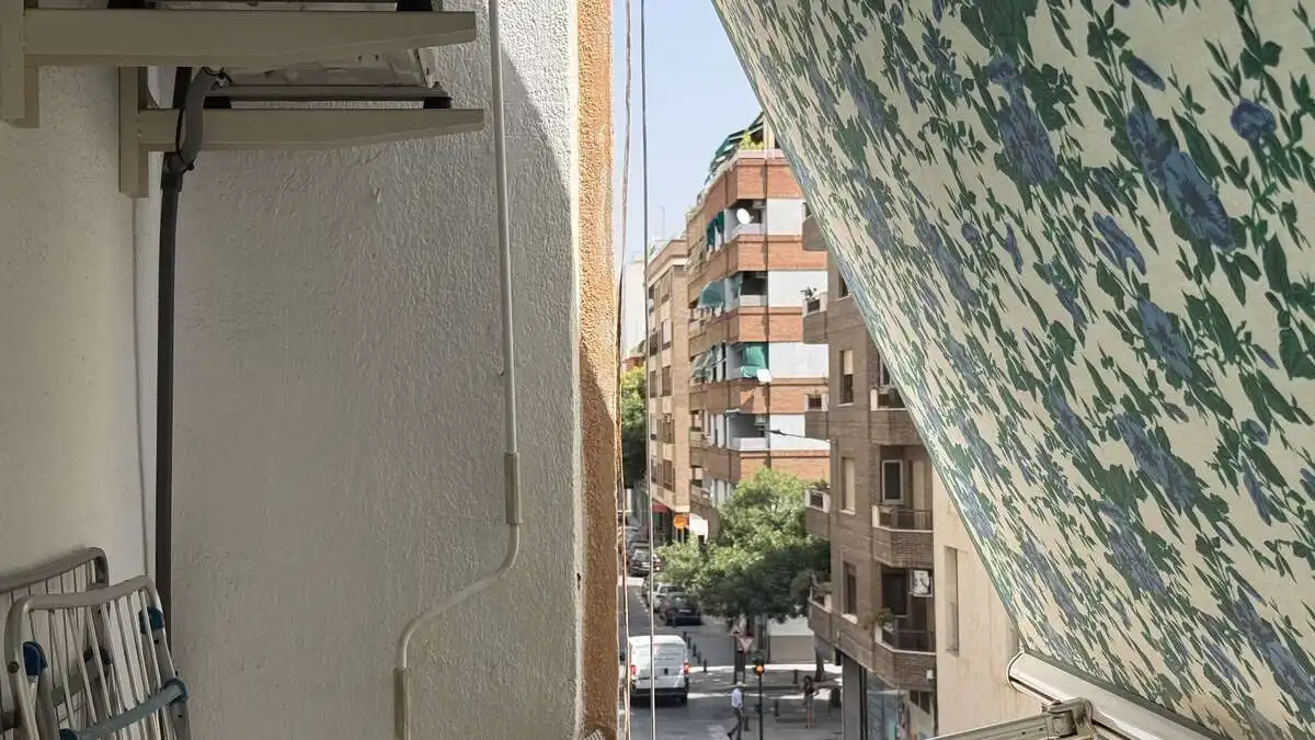 Exterior view of Flat for rent in Granada  with Furnished and Balcony