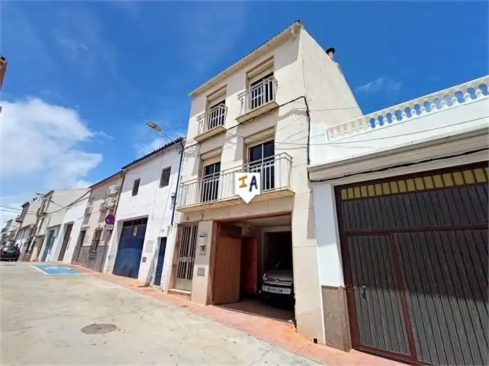 Adossat en venda a Rute