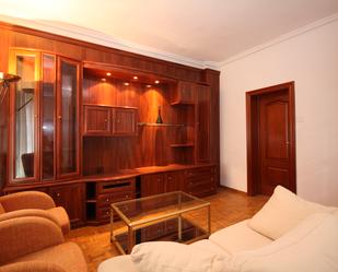 Living room of Flat to rent in Valladolid Capital  with Heating, Furnished and Oven