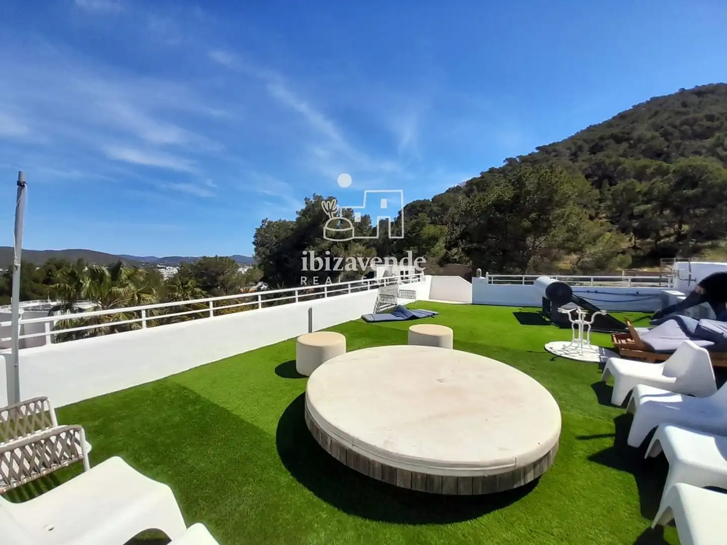 Jardí de Casa o xalet en venda en Santa Eulària des Riu amb Aire condicionat, Calefacció i Piscina