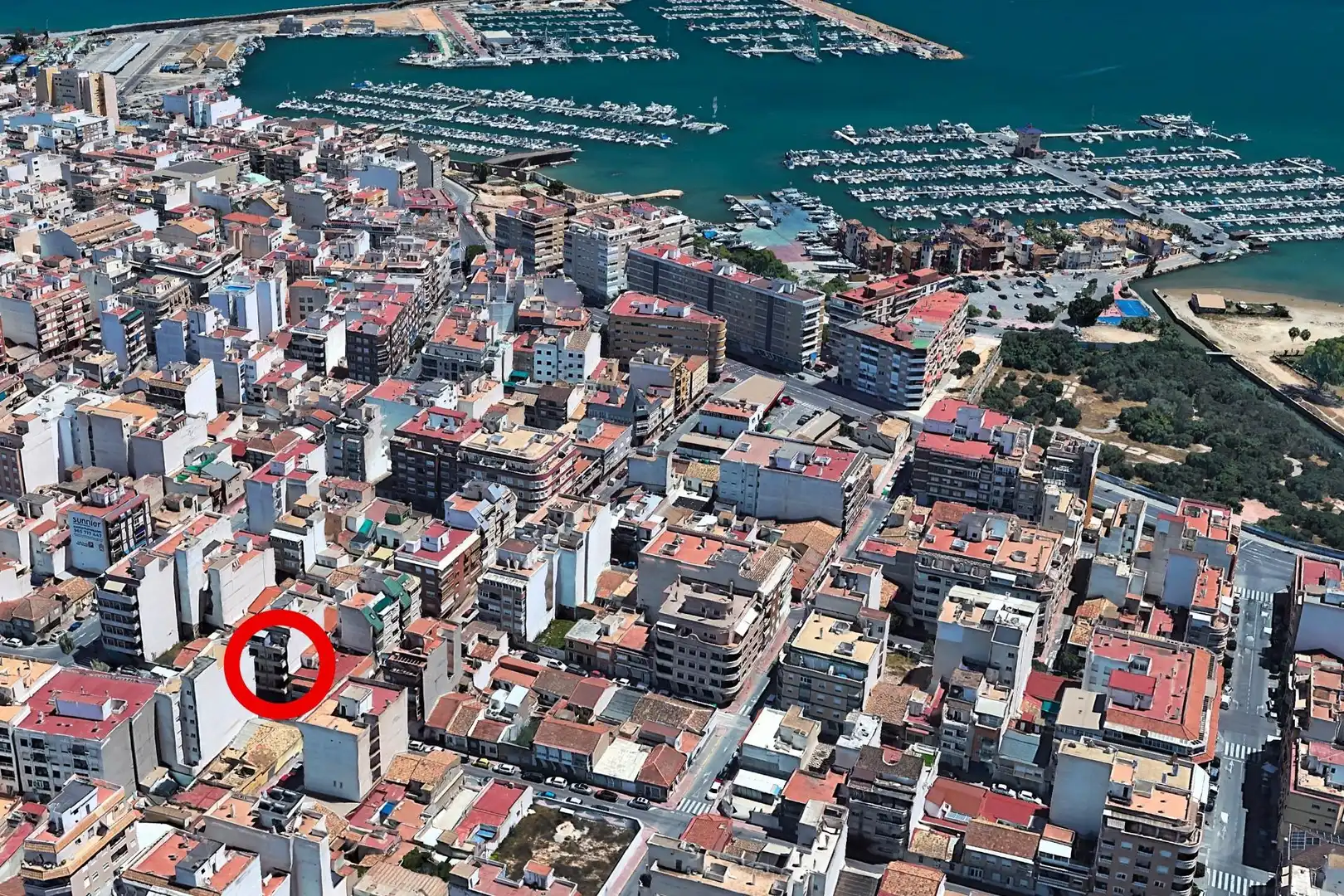 Vista exterior de Apartament en venda en Torrevieja amb Aire condicionat, Calefacció i Terrassa
