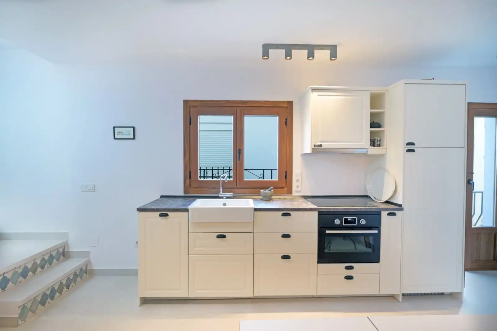 Cuina de Casa o xalet en venda en Vélez-Málaga amb Aire condicionat, Terrassa i Traster