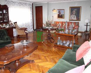 Sala d'estar de Pis en venda en Monforte de Lemos amb Calefacció, Terrassa i Traster