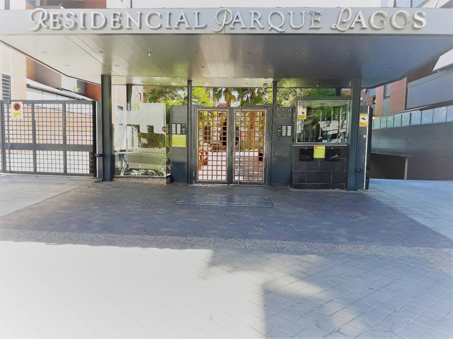 Garatge de lloguer en  Granada Capital amb Alarma