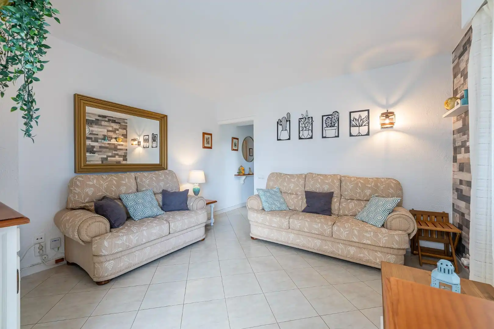 Wohnzimmer von Wohnungen zur Miete in Benalmádena mit Klimaanlage, Heizung und Privatgarten