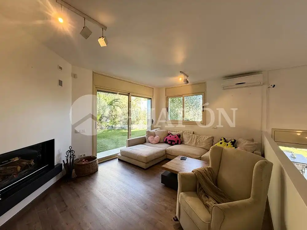 Terraced house with pool for sale in Vallromanes, imagen 15