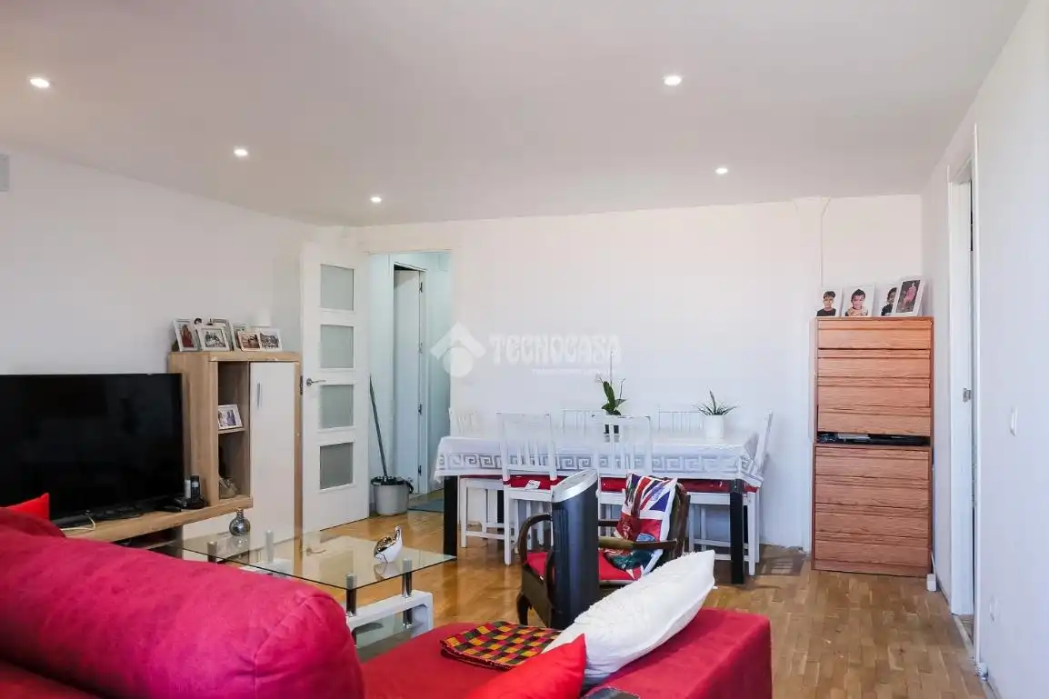 Sala d'estar de Pis en venda en Madrid amb Aire condicionat, Calefacció i Parquet