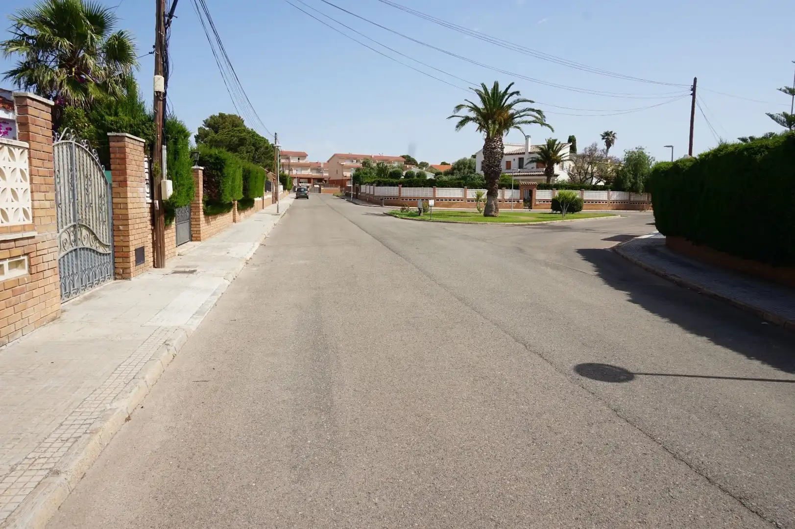 Vista exterior de Casa o xalet en venda en Mont-roig del Camp amb Calefacció, Jardí privat i Traster