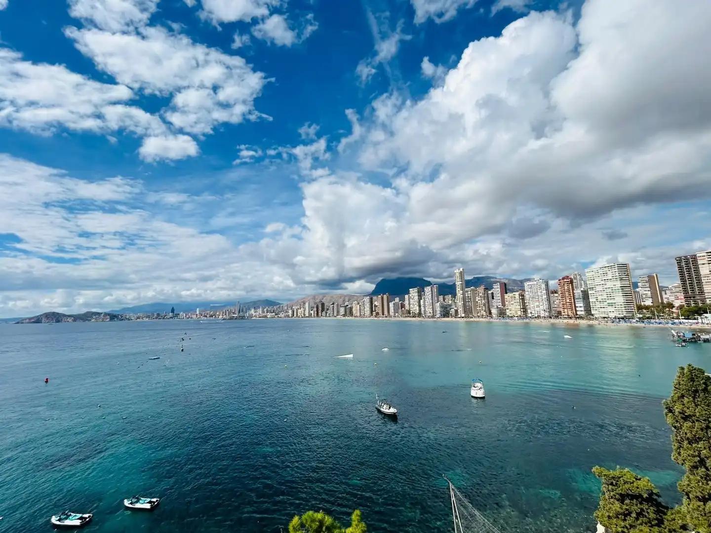 Apartamento en venta en ALCALDE MANUEL CATALAN CHANA, 24, Rincón Alto