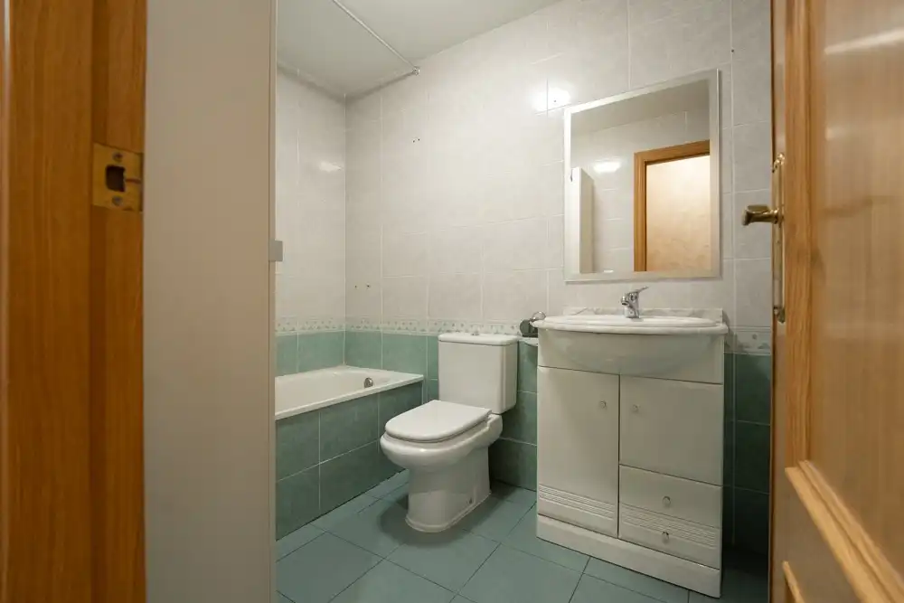 Baño de Casa o chalet en venta en Chiva con Jardín privado, Terraza y Piscina