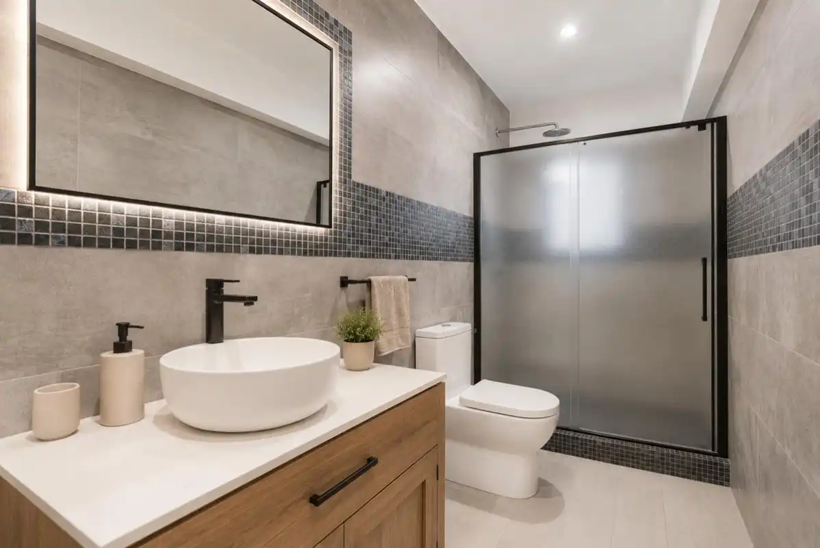 Baño de Piso en venta en Santa Eulària des Riu con Aire acondicionado, Calefacción y Terraza