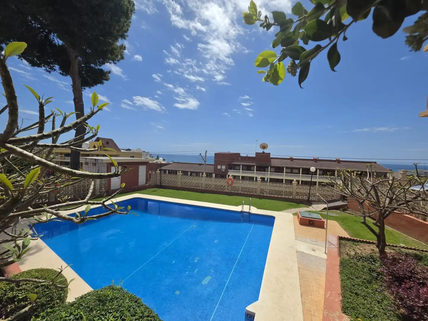 Schwimmbecken von Wohnungen zum Verkauf in Torremolinos mit Terrasse und Gemeinschaftspool