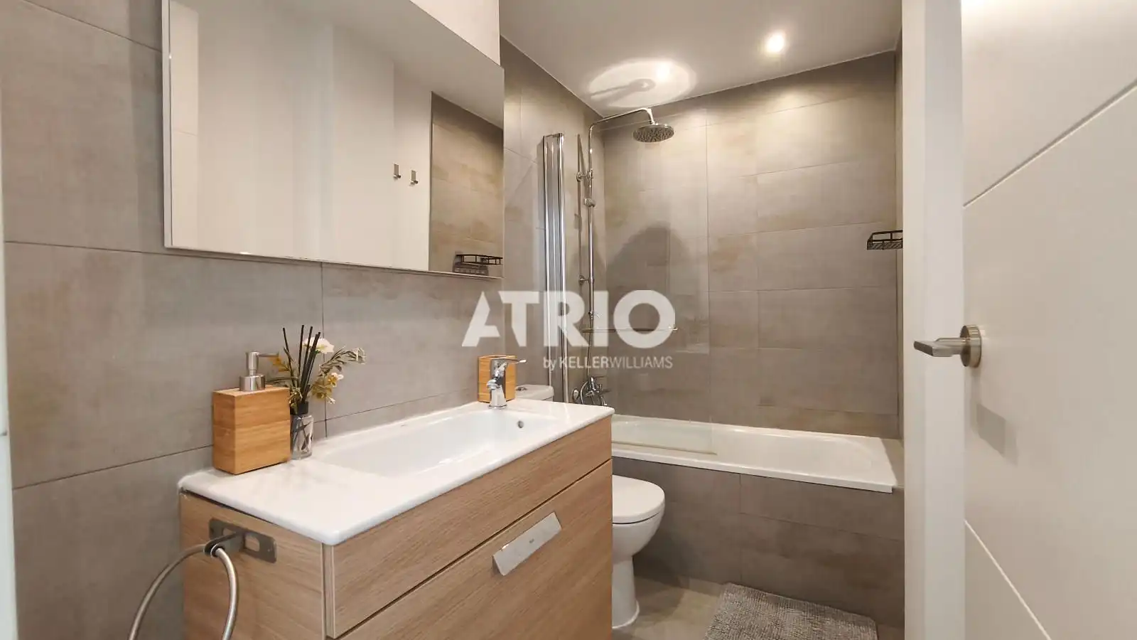 Bathroom of Detached homes for sale in Marratxí  with Air Conditioner, Terrace and Storage room