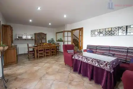 Villa con piscina in vendita a FUENTE ENCAÑA 50, imagen 12