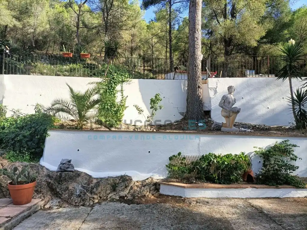 House with pool for sale in Poligono Poligono 21, imagen 2